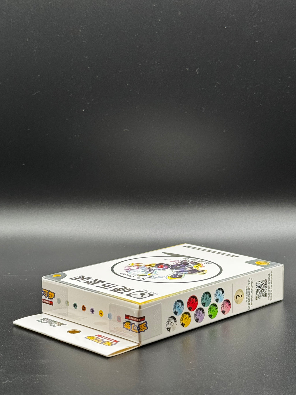 Pokémon TCG: Terastal Grand Gathering Umbreon Coin Set