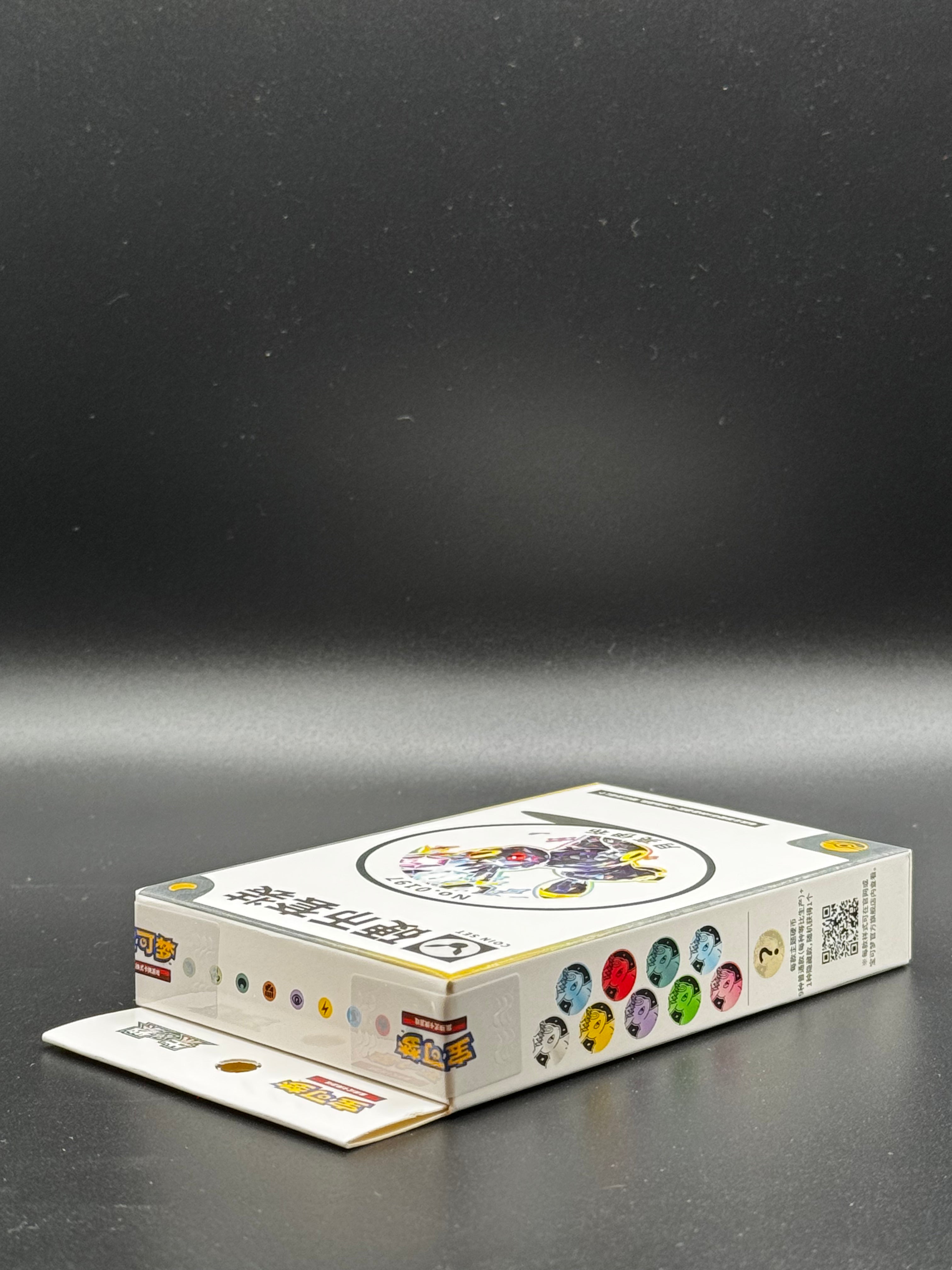 Pokémon TCG: Terastal Grand Gathering Umbreon Coin Set